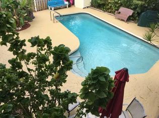 930 W Indies Dr, Ramrod Key, FL 33042