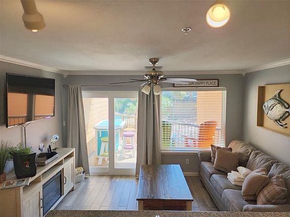 2nd image of 9520 Seawall Blvd APT 141