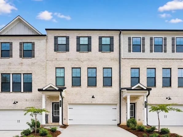 502 Provence Gate Ln, Lawrenceville, GA 30044