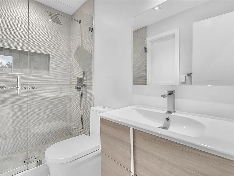 21391 Marina Cove Cir #14-K — Photo 45