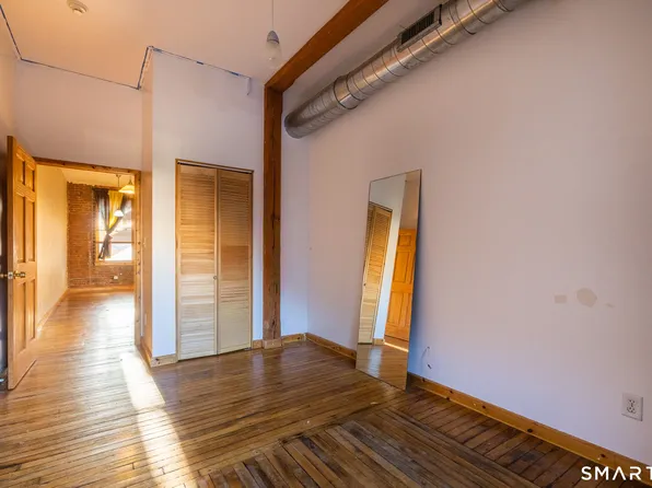 325 Lafayette St, Bridgeport, CT