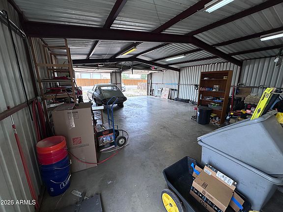 4th image of 400 E Yuma Street