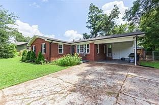 2nd image of 16 Oak Grove Rd