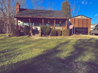 1348 Beaver Lake Rd, Lawrenceburg, KY 40342