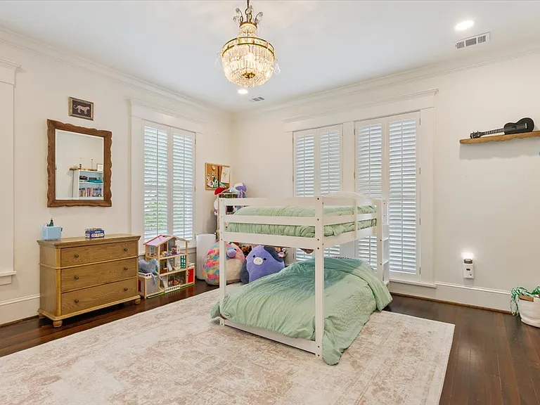 410 Rice Ave — Photo 28