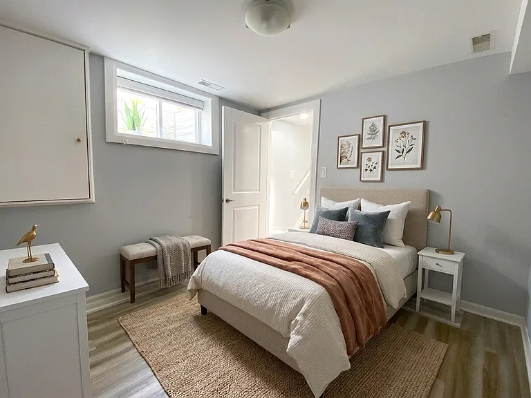 1001 Cosburn Ave #BASEMENT — Photo 22