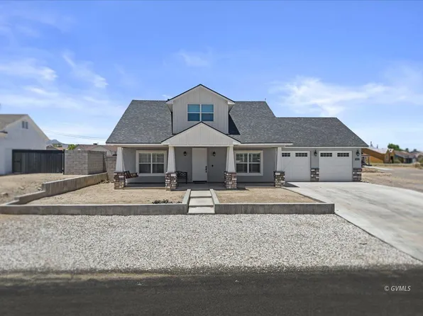 8652 S Navajo Dr, Safford, AZ 85546