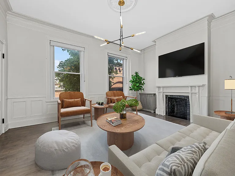 1411 Washington St #11 — Photo 1