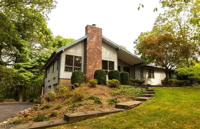 505 Lannon Ln photo 1
