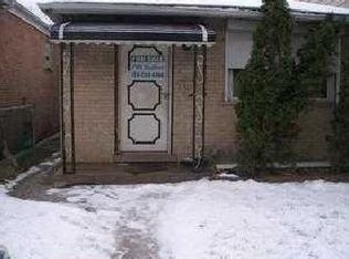 7920 S Anthony Ave, Chicago, IL 60619