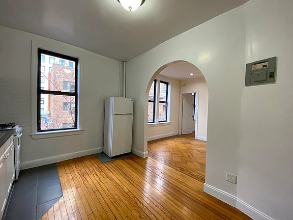 2nd image of 137 E 26th St APT E4