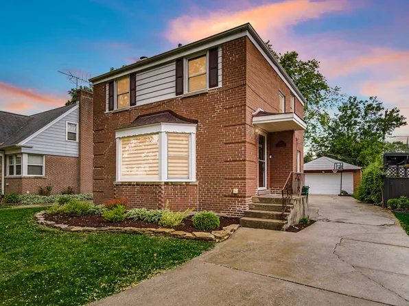 1942 Hull Ave, Westchester, IL 60154