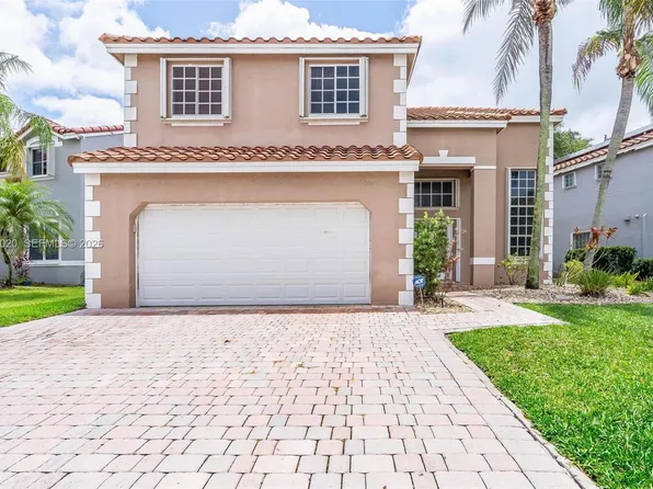 303 Bridgeton Rd, Weston, FL 33326