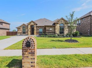 421 Rossville Dr, Midlothian, TX 76065