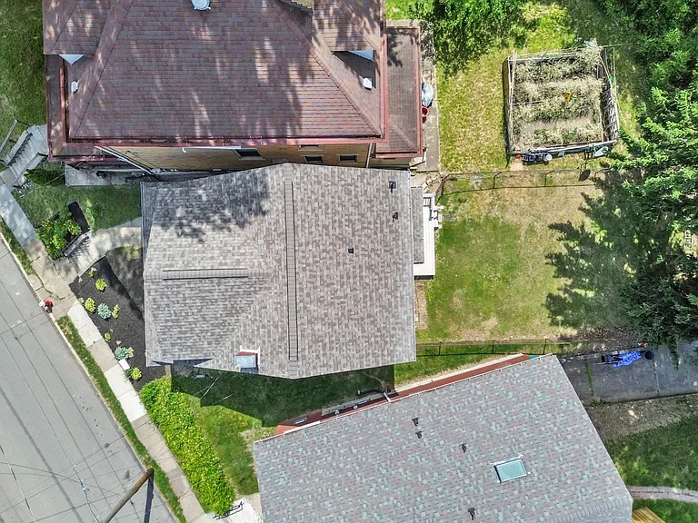 350 Ridgewood Ave — Photo 29