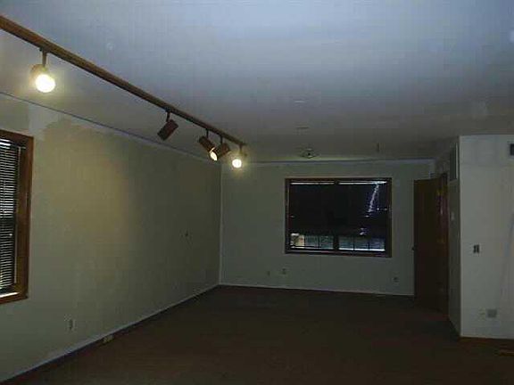 3rd image of 401 12th Ave #125