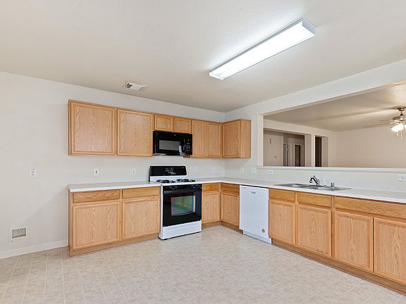 4th image of 29522 Legends Stone Dr
