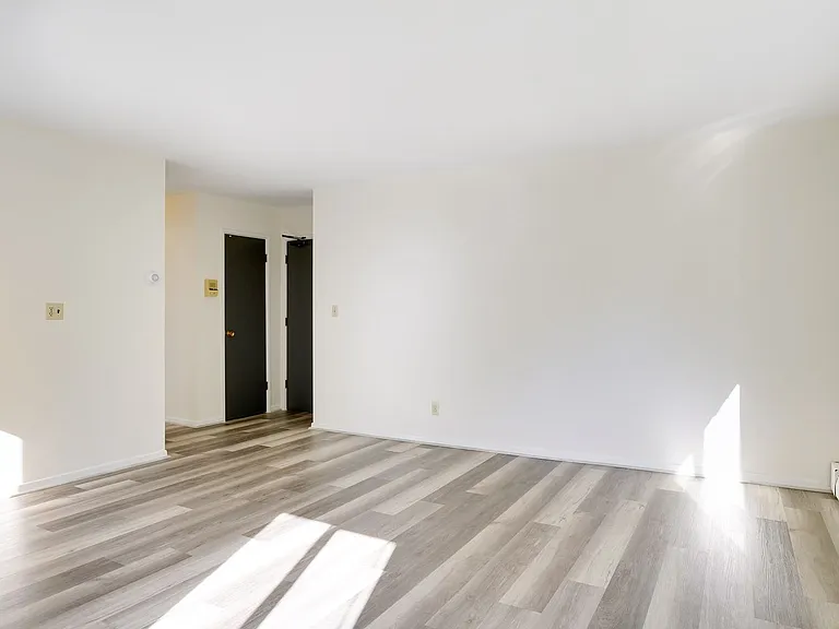 2800 Colfax — Photo 11