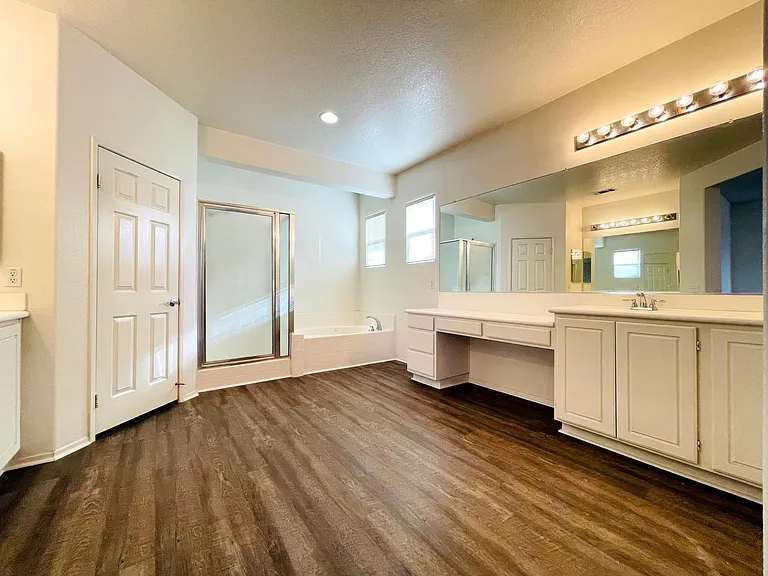 19355 Norwich Dr — Photo 17