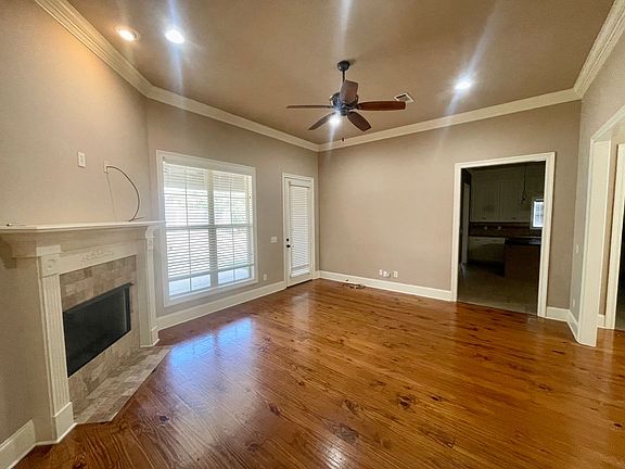 3rd image of 225 Stillhouse Creek Dr