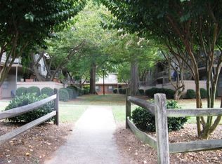 3824 Country Club Rd APT B, Winston Salem, NC 27104