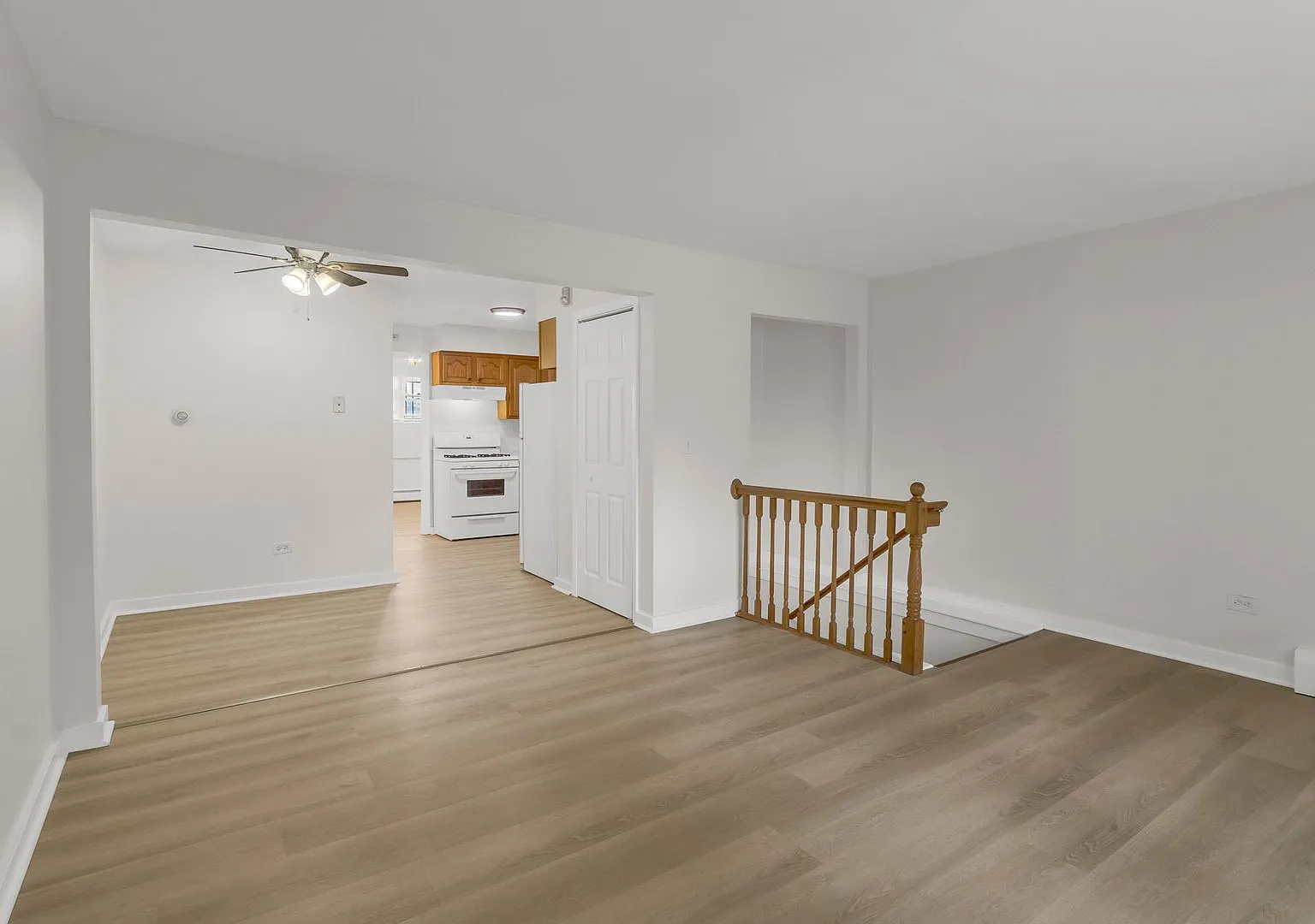 36 King Arthur Court Apartments — Photo 4