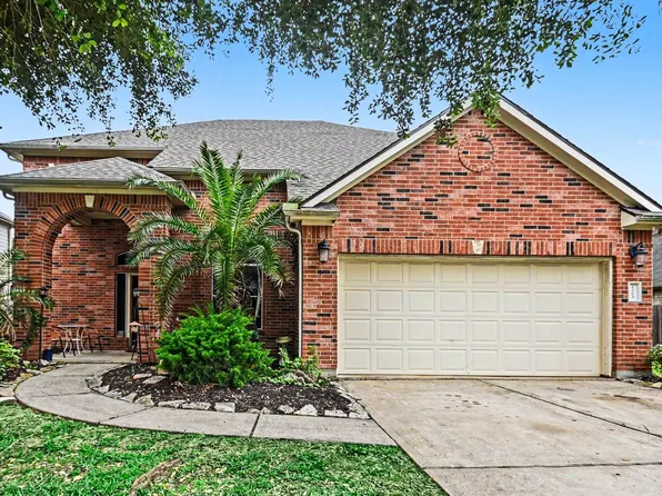 4112 S Meridian Greens Dr, Dickinson, TX 77539