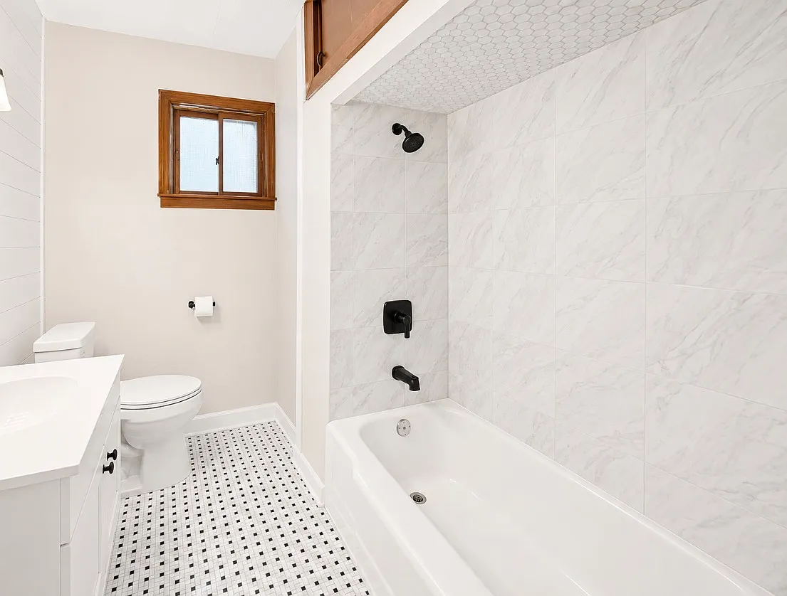 2 bed, 850 sqft, $1,095 — Photo 4