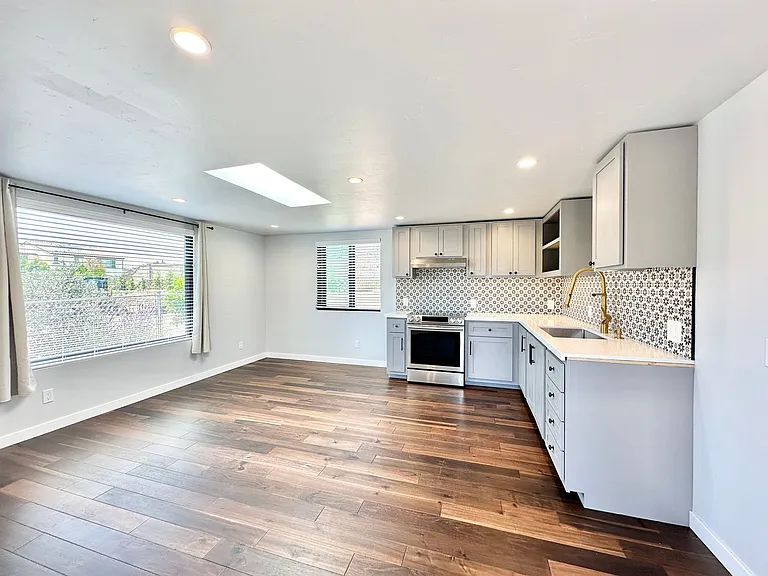 31428 Old River Rd — Photo 53