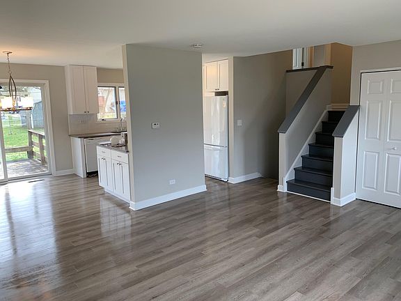 2nd image of 1550 Spruce Ave