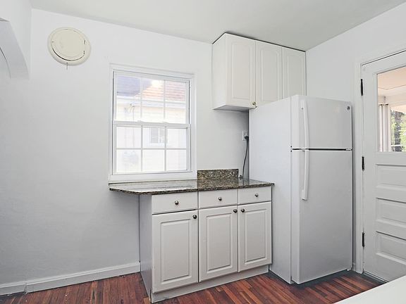5th image of 7468 Wise Ave