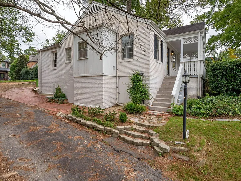 2922 Oberlin Rd — Photo 7
