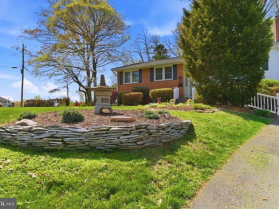 5th image of 6535 Old Chesterbrook Rd