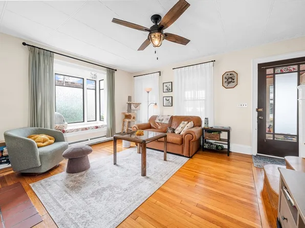 9 Sycamore St, Somerville, MA 02143