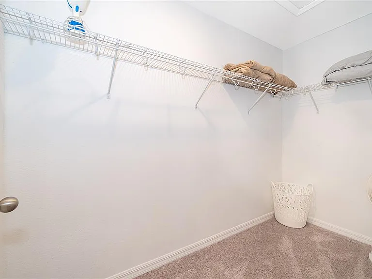 1013 Plantation Ln — Photo 22