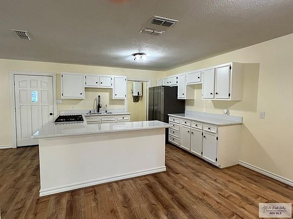 5th image of 1184 Milam Ave