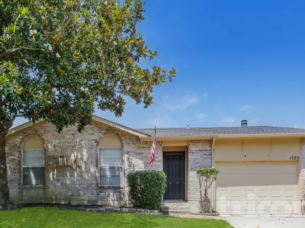 1555 Willowbrook St, Lancaster, TX 75134