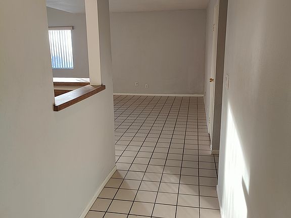3rd image of 13553 Avenida La Vis