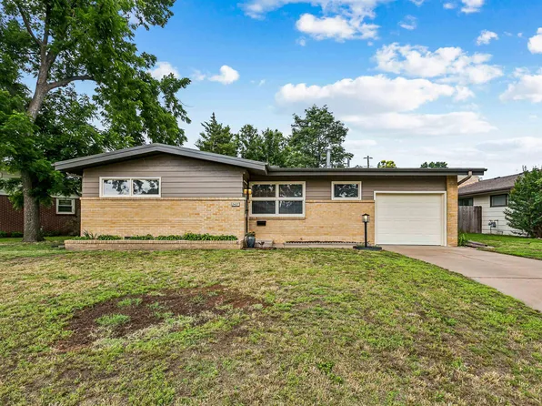 2427 W Wilson Dr, Wichita, KS 67204