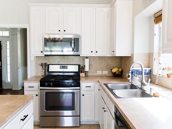 5th image of 18818 Brighton Trail Ln