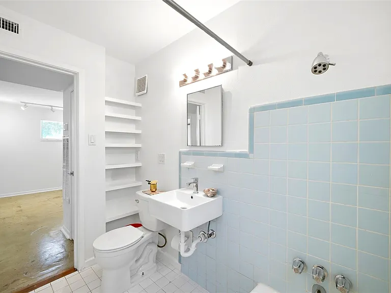217 E 12th St #3 — Photo 12