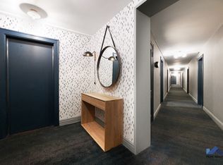 500 W Fullerton Ave #203, Chicago, IL 60614