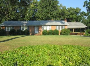 1040 Challis Ln, Sandston, VA 23150