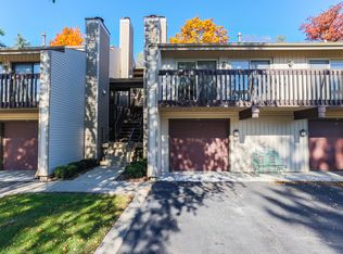 22 Mineola Rd, Fox Lake, IL 60020