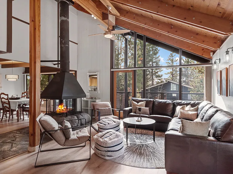 7639 Forest Glenn Dr — Photo 4