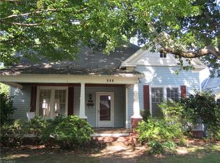 403 W 2nd Ave, Lexington, NC 27292