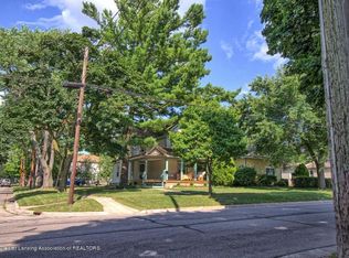 326 W Main St, Grand Ledge, MI