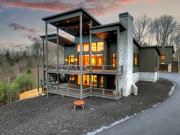 5th image of 156 Coles Crossing Rd