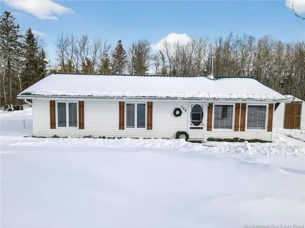 108 Lewis Rd, Coverdale, NB E4J 1G5