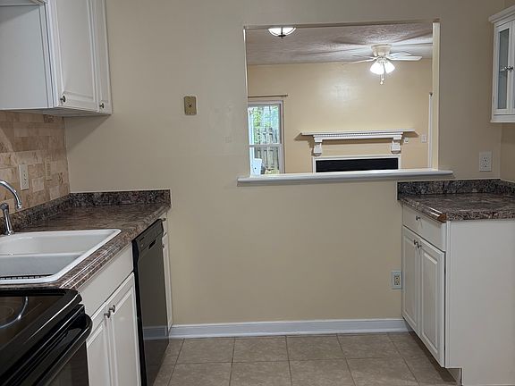 3rd image of 2040 Airy Cir